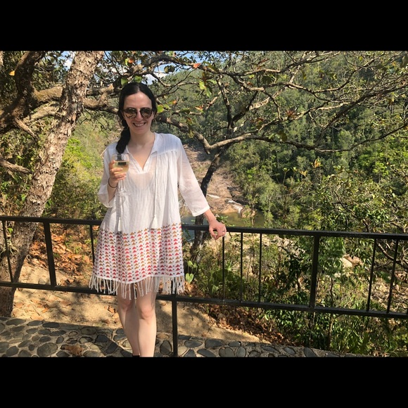 Meet your Posher, Lisa - Picture 2 of 3